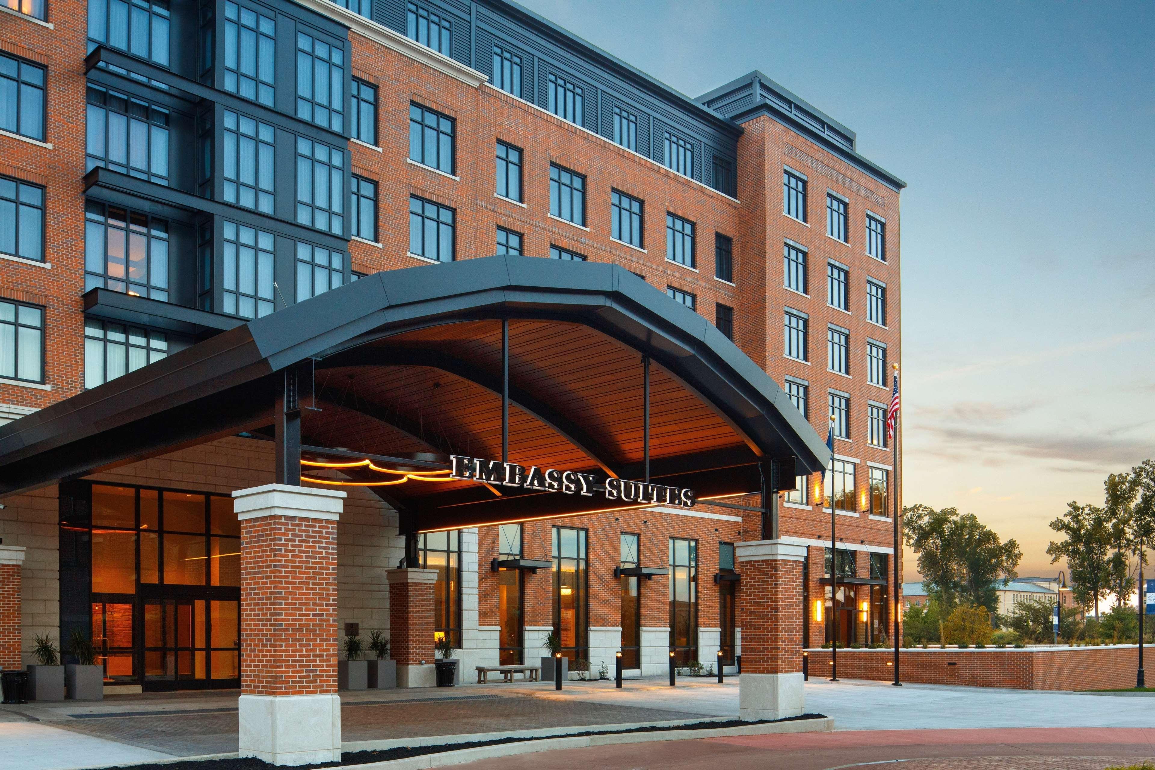 Embassy Suites By Hilton South Bend Exterior photo